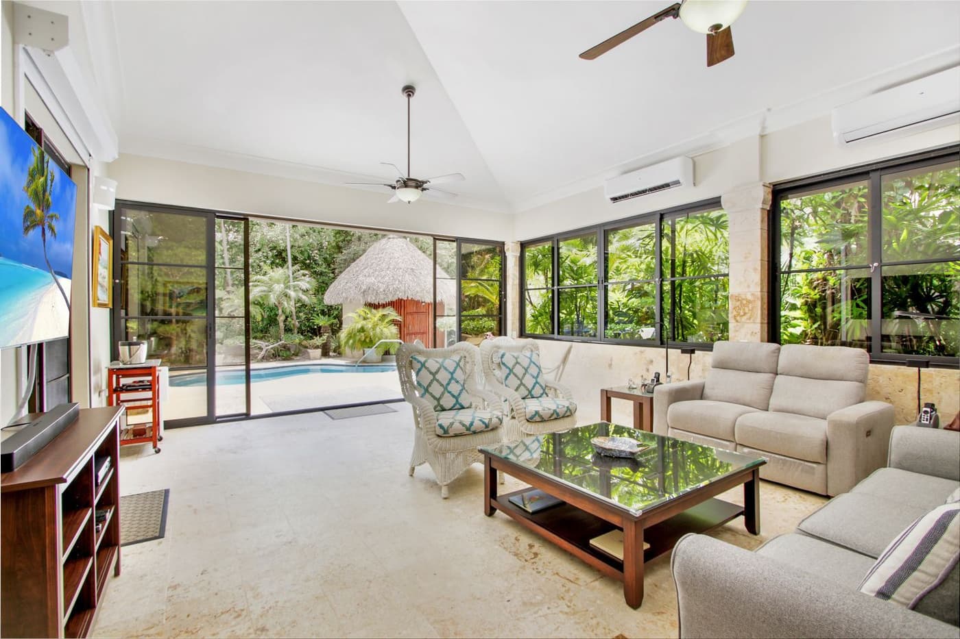 Tortuga B54 — luxury villa photo 3