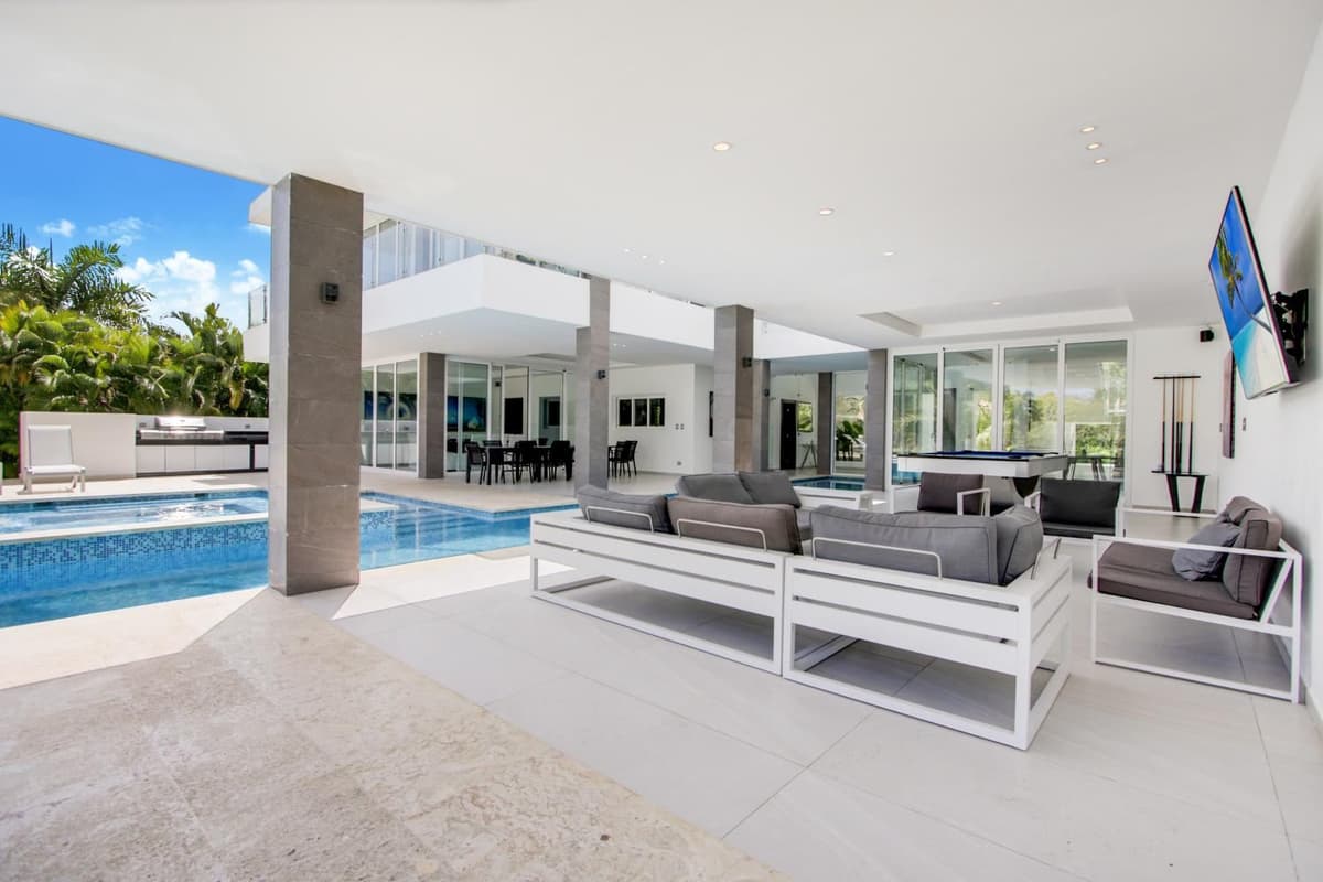 Villa Palma — luxury villa photo 2