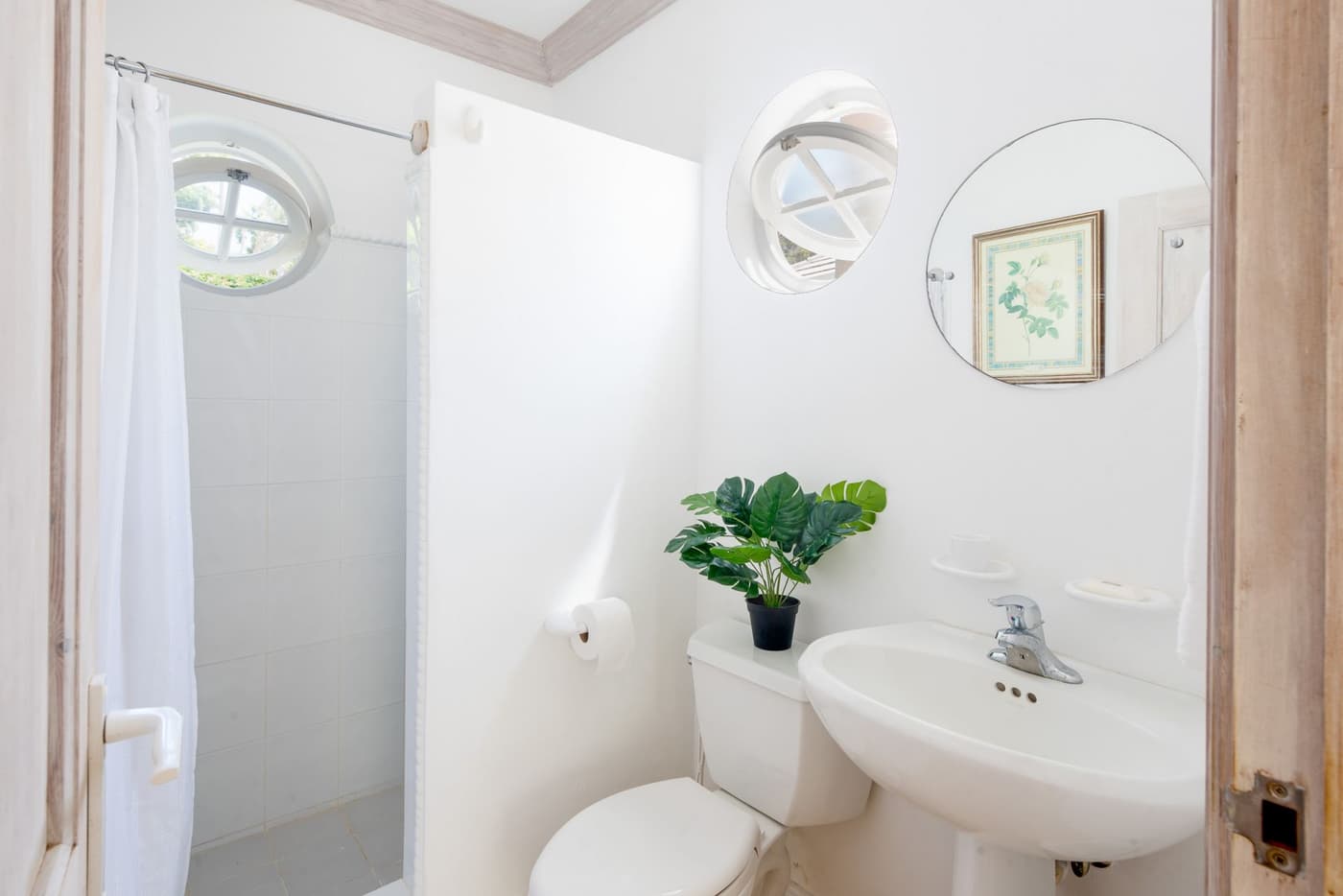 Forest Hills 23 — luxury villa photo 26