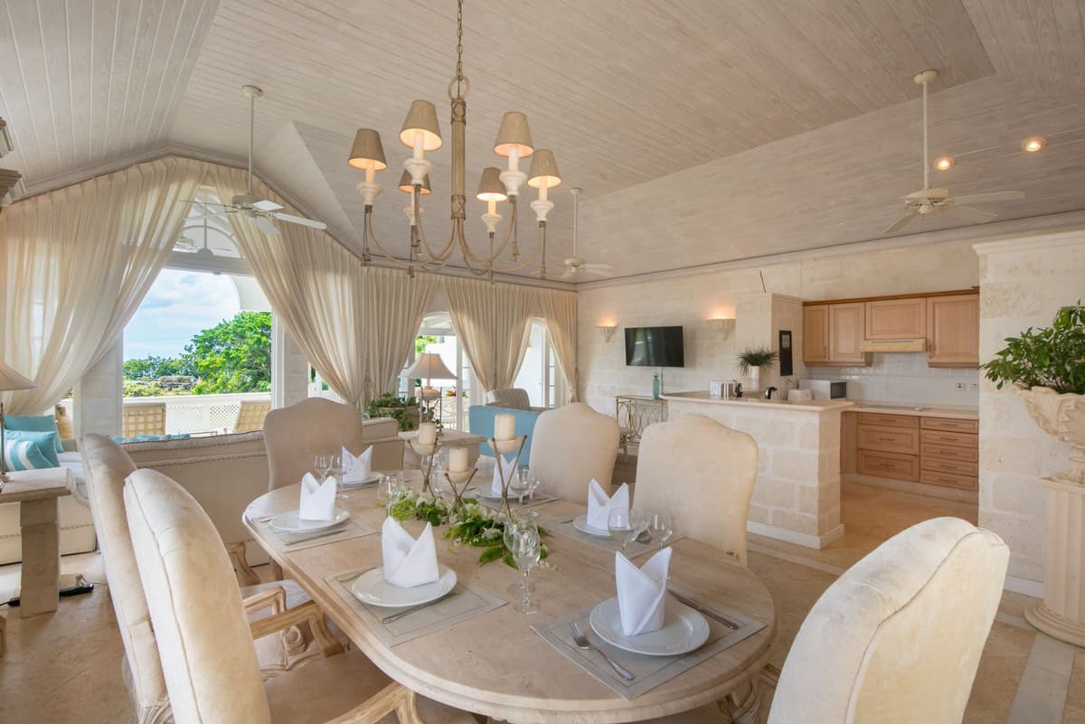 Forest Hills 23 — luxury villa photo 1