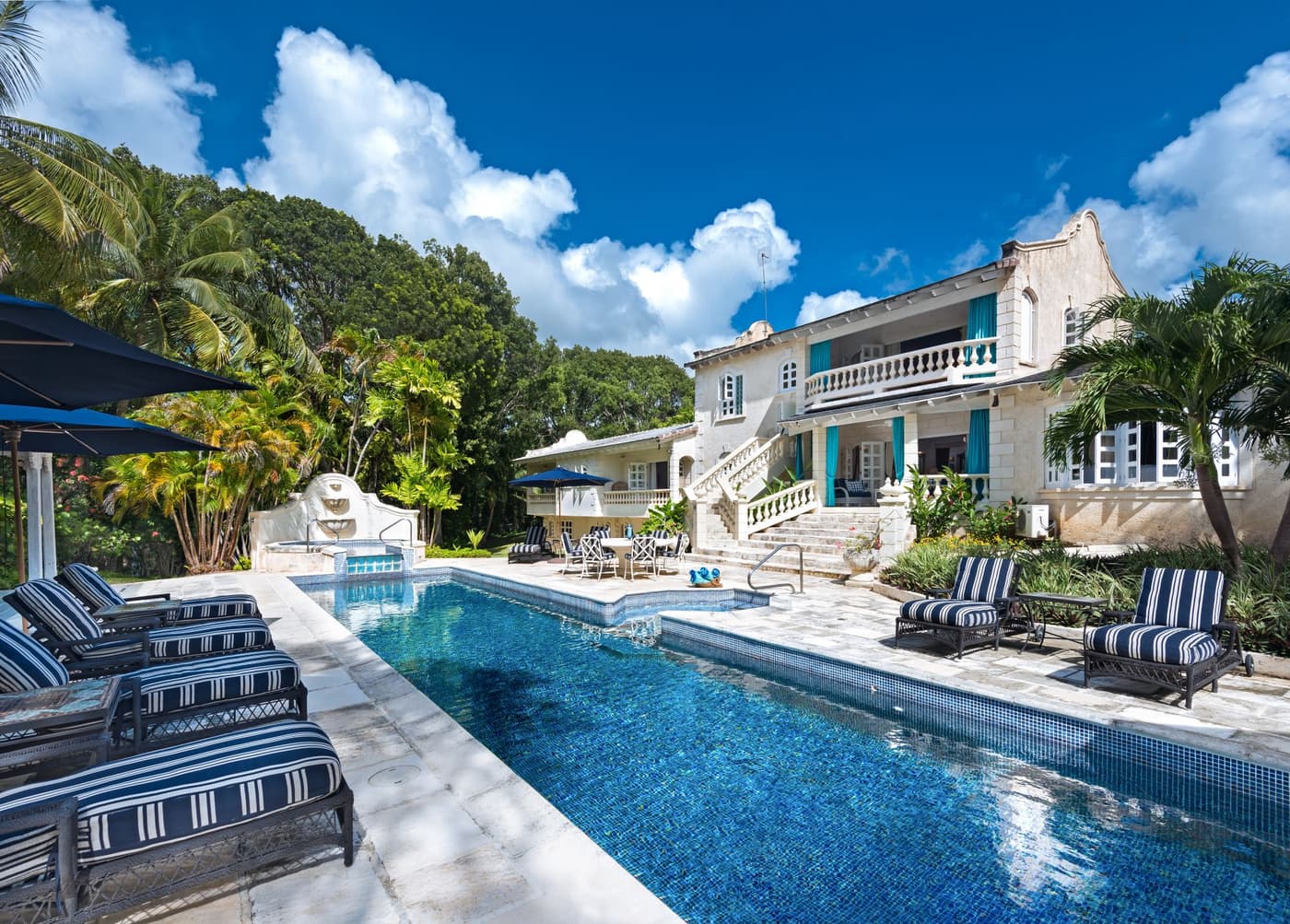 Grendon House — luxury villa photo 1
