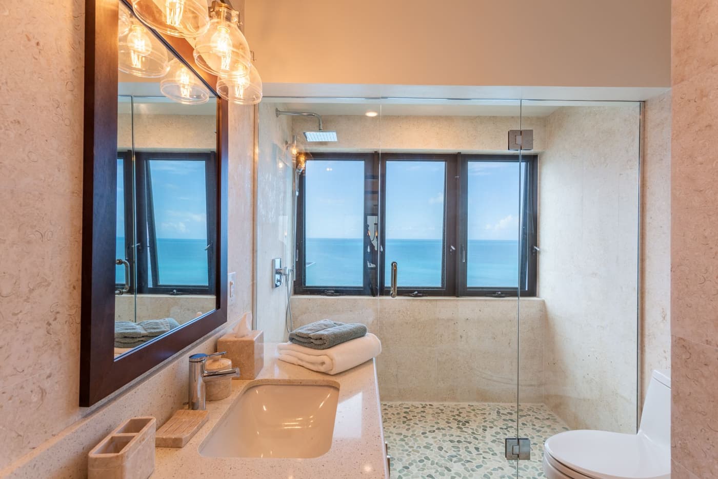 M&M Cooper Bay — luxury villa photo 64