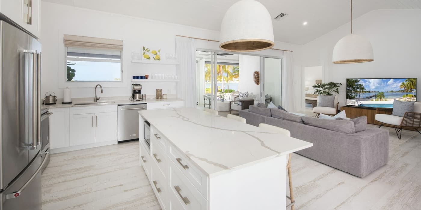 Villa Fantasea + Guesthouse — luxury villa photo 3