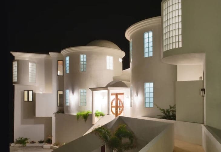 SandCastle Pointe Villa — luxury villa photo 3