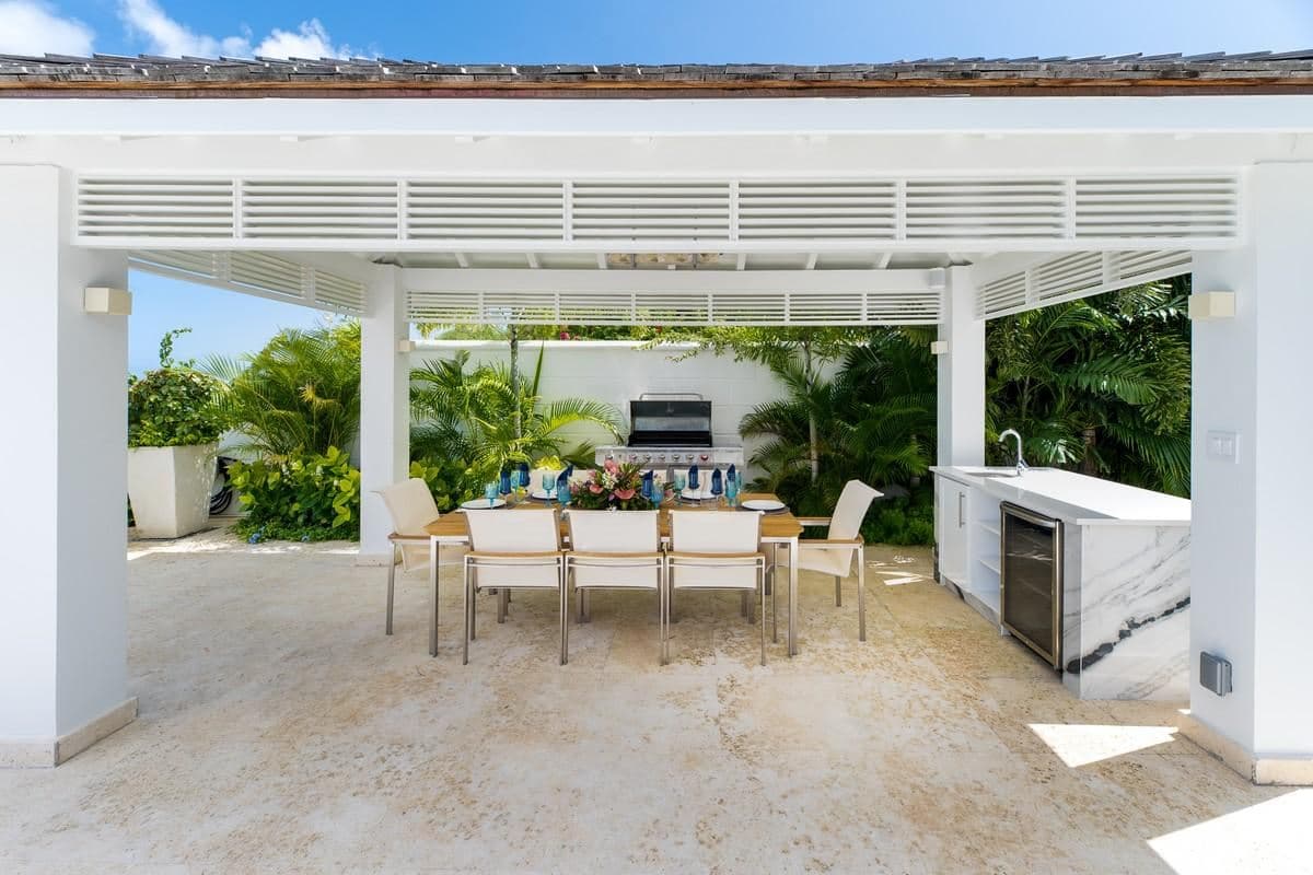 Blue Oyster — luxury villa photo 1