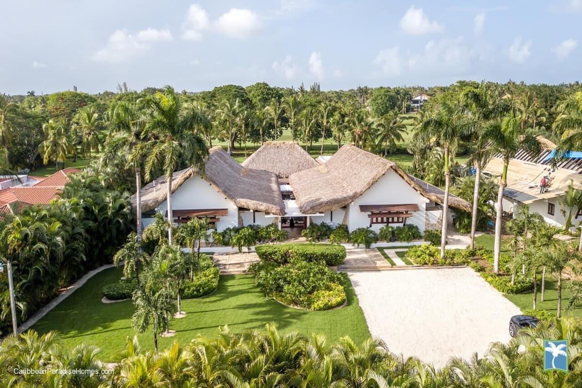 Bali Seven - Casa de Campo — luxury villa photo 1
