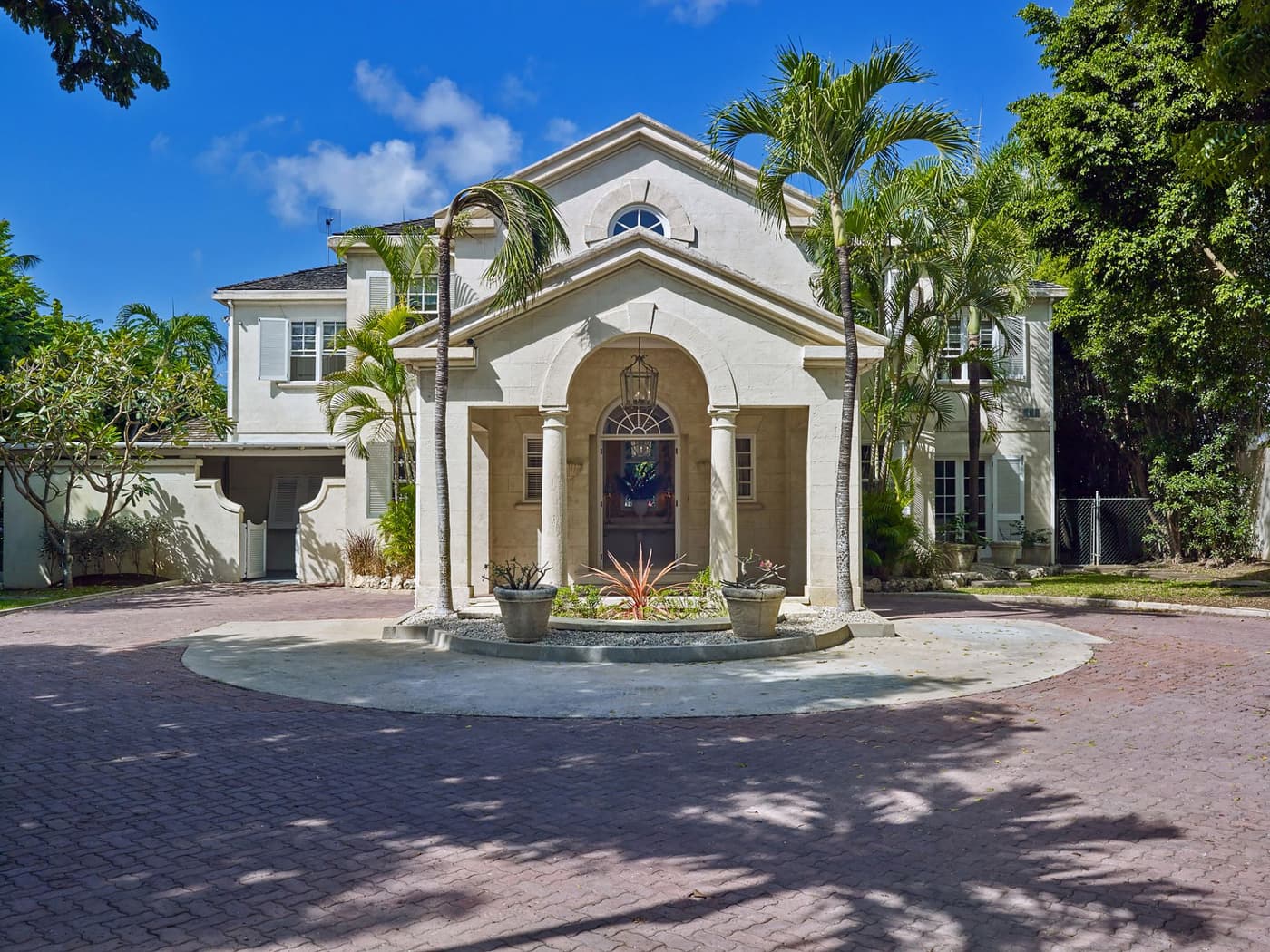 New Mansion — luxury villa photo 1