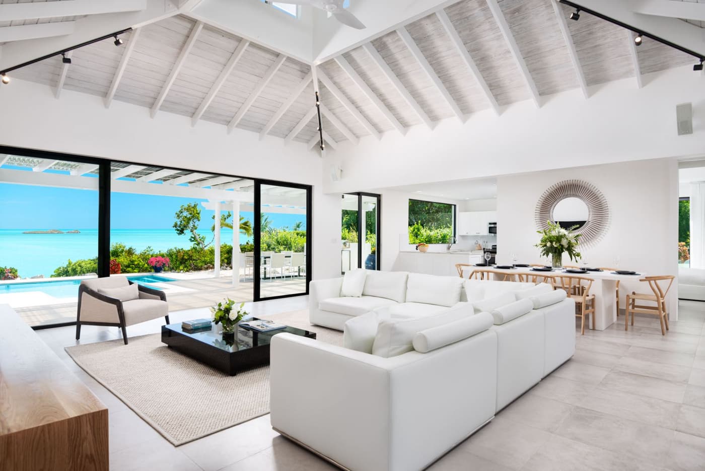 Sandy Shore Villa — luxury villa photo 2