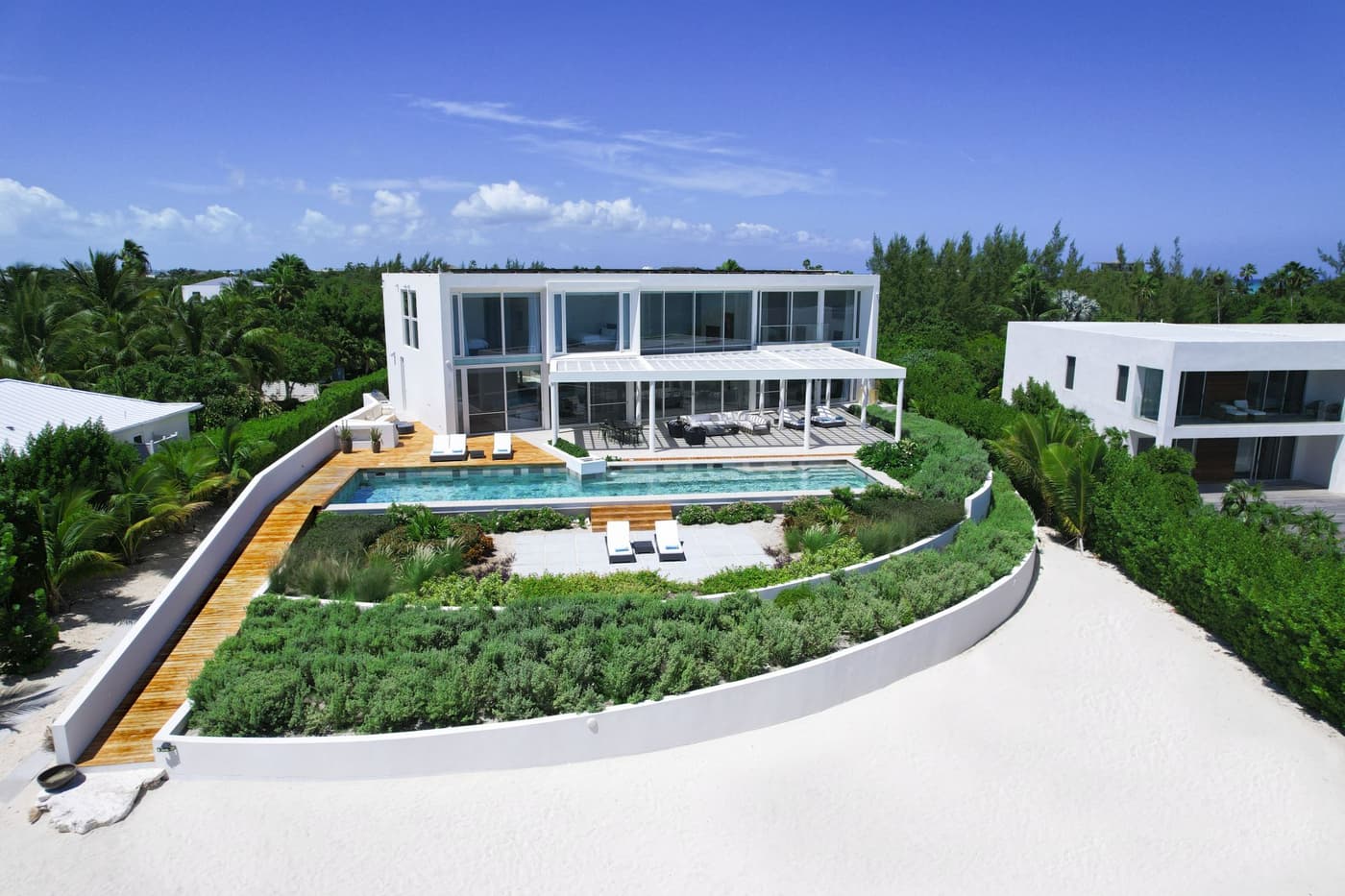 Villa Bash — luxury villa photo 1