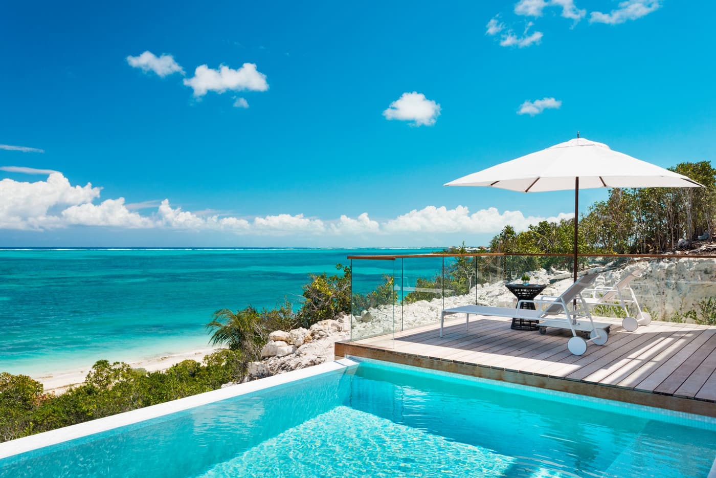 North Shore Enclave - 5 BDR BEACHFRONT VILLA — luxury villa photo 35
