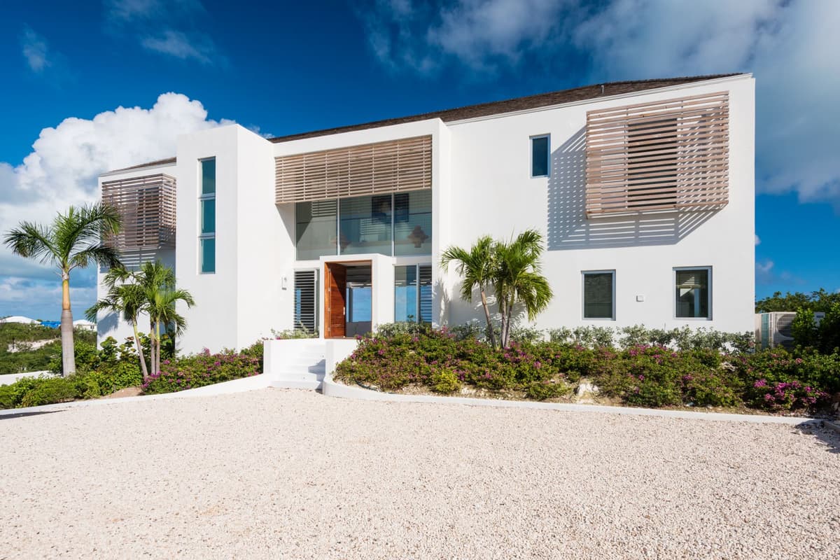 North Shore Enclave - 4 BDR OCEAN VIEW VILLA — luxury villa photo 3