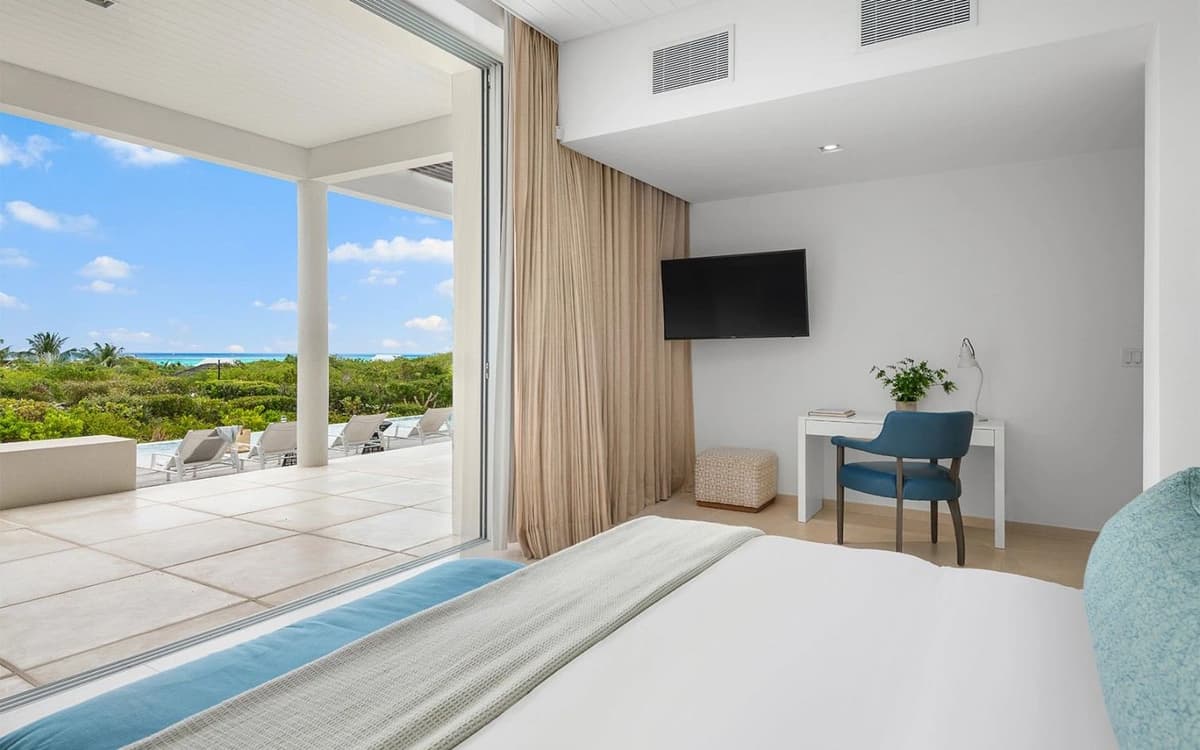 North Shore Enclave - 4 BDR OCEAN VIEW VILLA — luxury villa photo 32