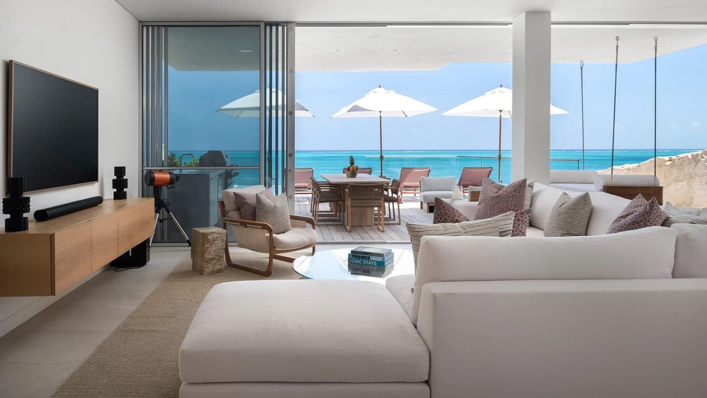 North Shore Enclave - 4 BDR OCEAN FRONT BEACH HOUSE — luxury villa photo 37