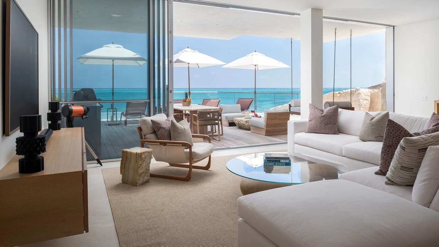 North Shore Enclave - 3 BDR OCEAN FRONT BEACH HOUSE — luxury villa photo 33