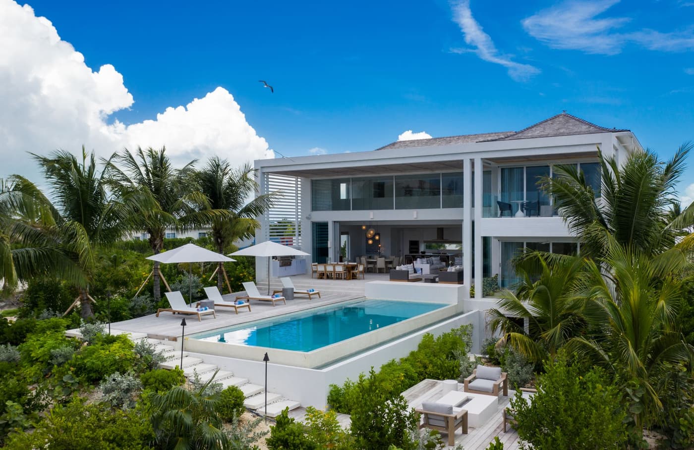 Grace Bay Enclave - 5 BDR OCEAN VIEW VILLA — luxury villa photo 1
