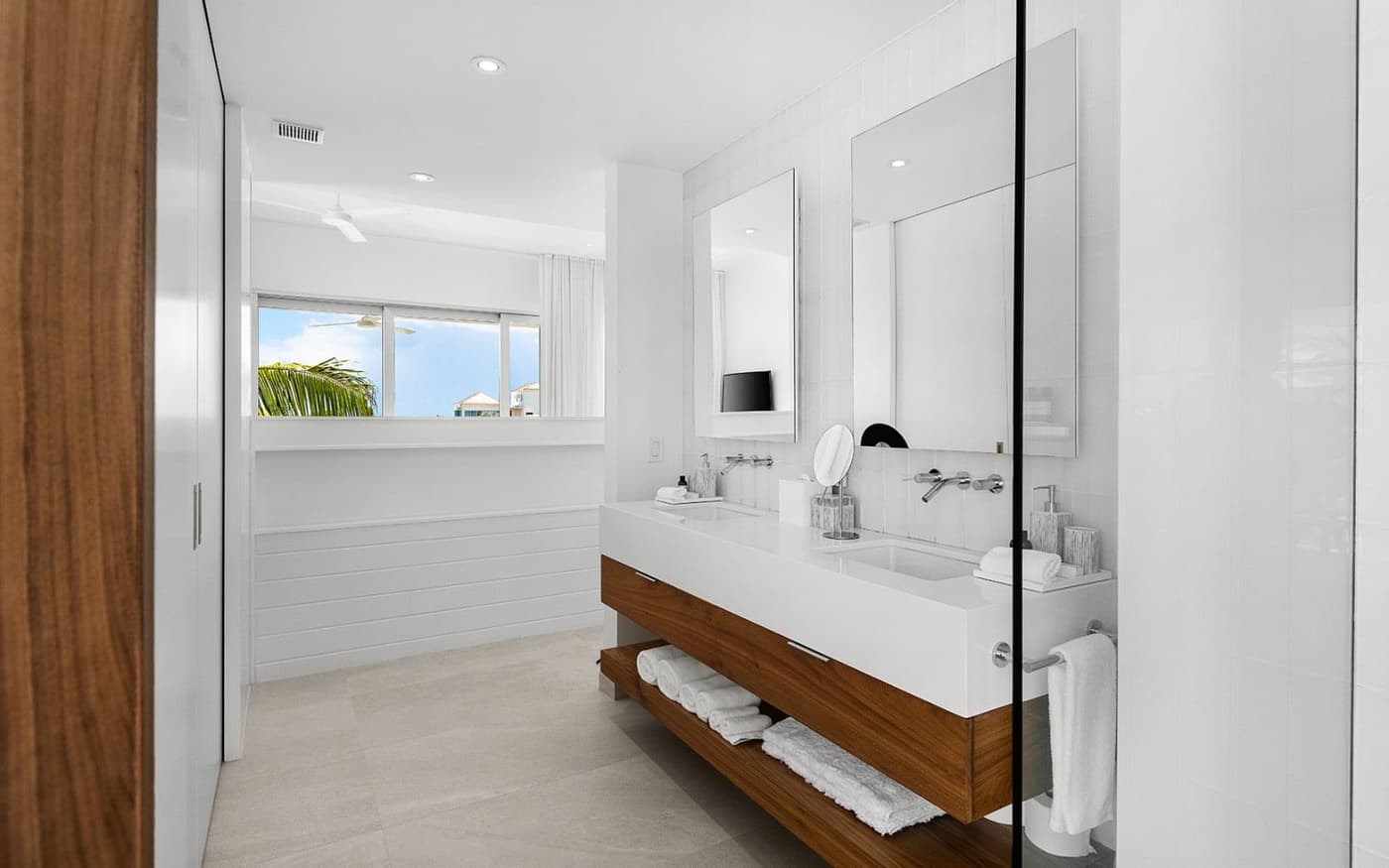 Grace Bay Enclave - 4 BDR OCEAN VIEW VILLA — luxury villa photo 53