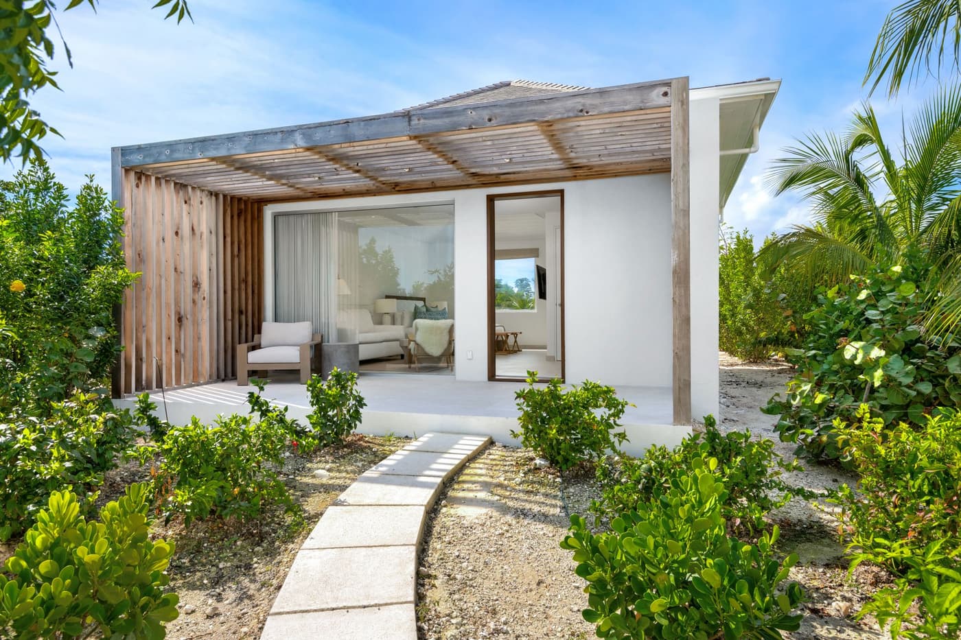 Grace Bay Enclave - 5 BDR OCEAN VIEW VILLA — luxury villa photo 1