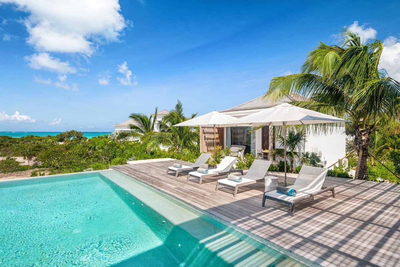 Grace Bay Enclave - 6 BDR PREMIUM OCEAN VIEW VILLA — luxury villa photo 2