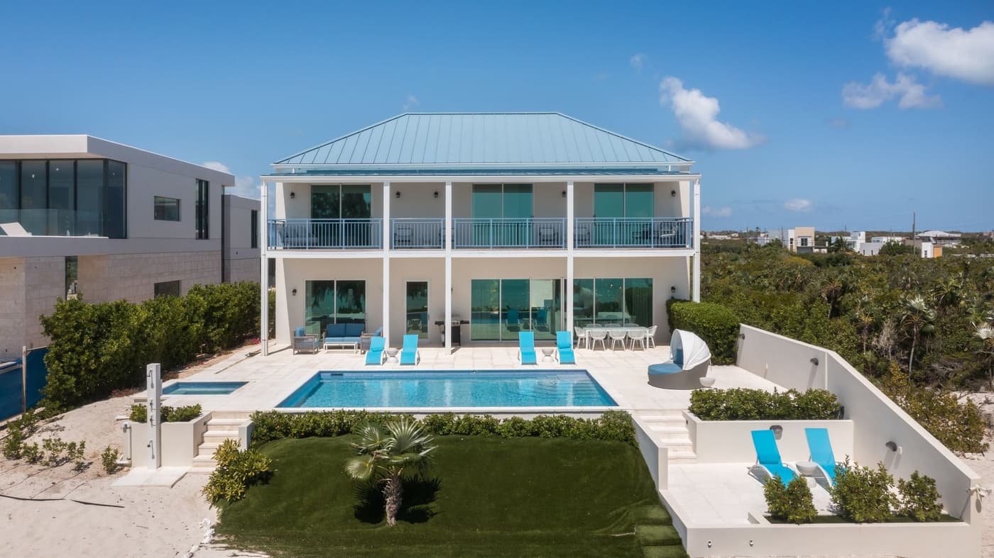 Hura Sea Azure Villa — luxury villa photo 1