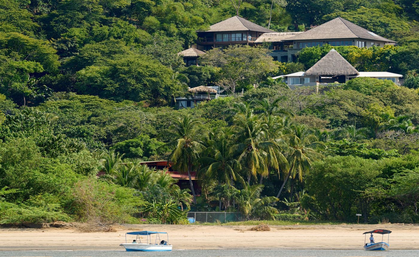 Casa Alang Alang — luxury villa photo 1