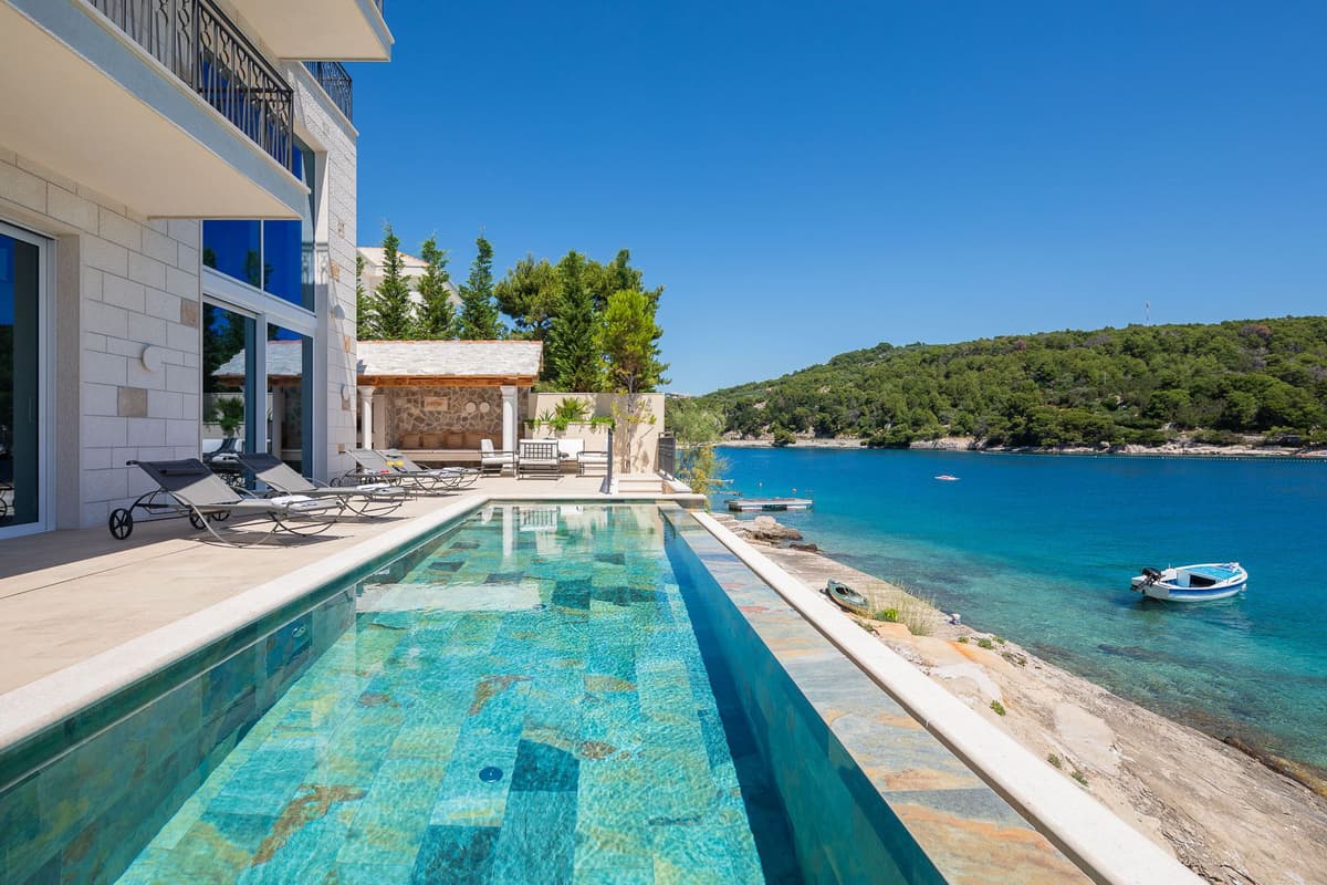 Villa Stara — luxury villa photo 2