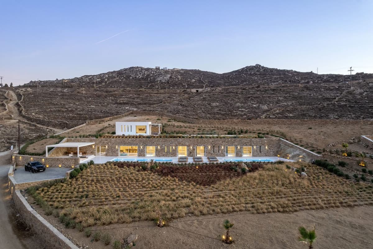 Villa Narciso — luxury villa photo 1