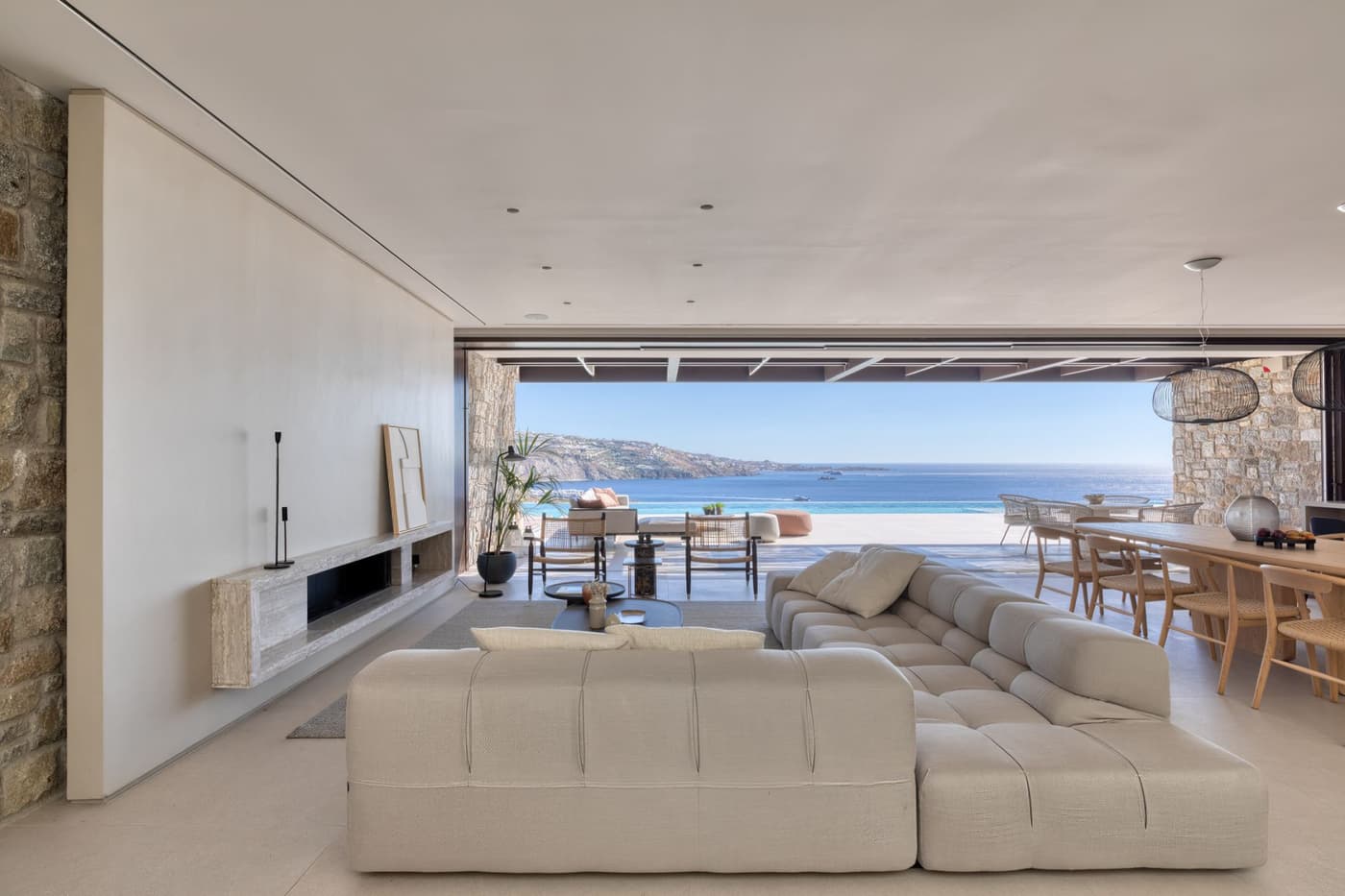 Untold Villas — luxury villa photo 3