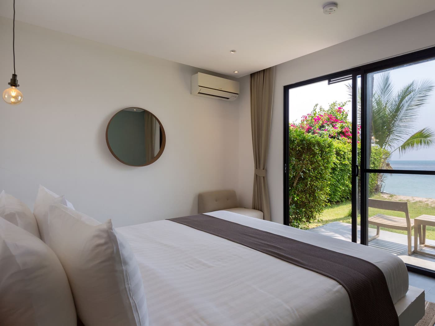 Villa Thansamaay — luxury villa photo 2