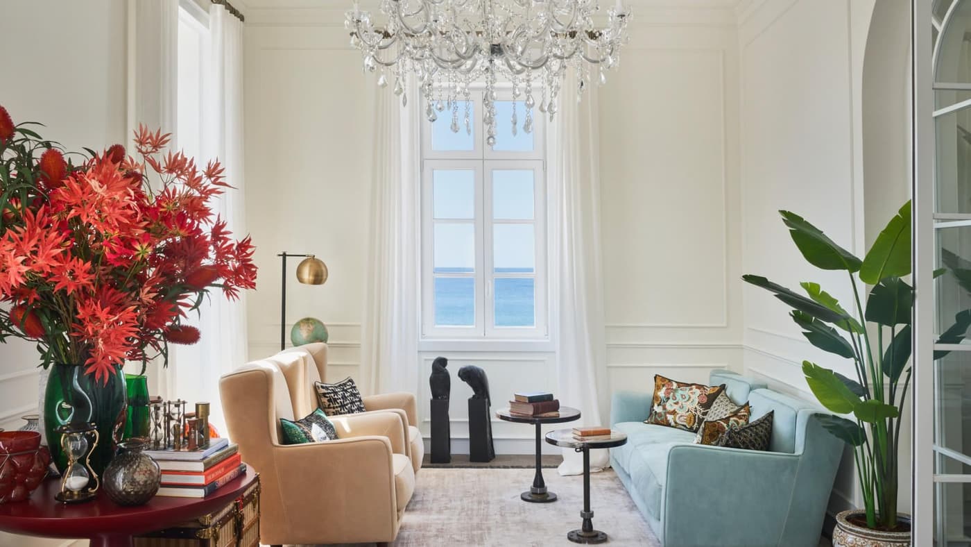 Red Chalet Villa — luxury villa photo 3