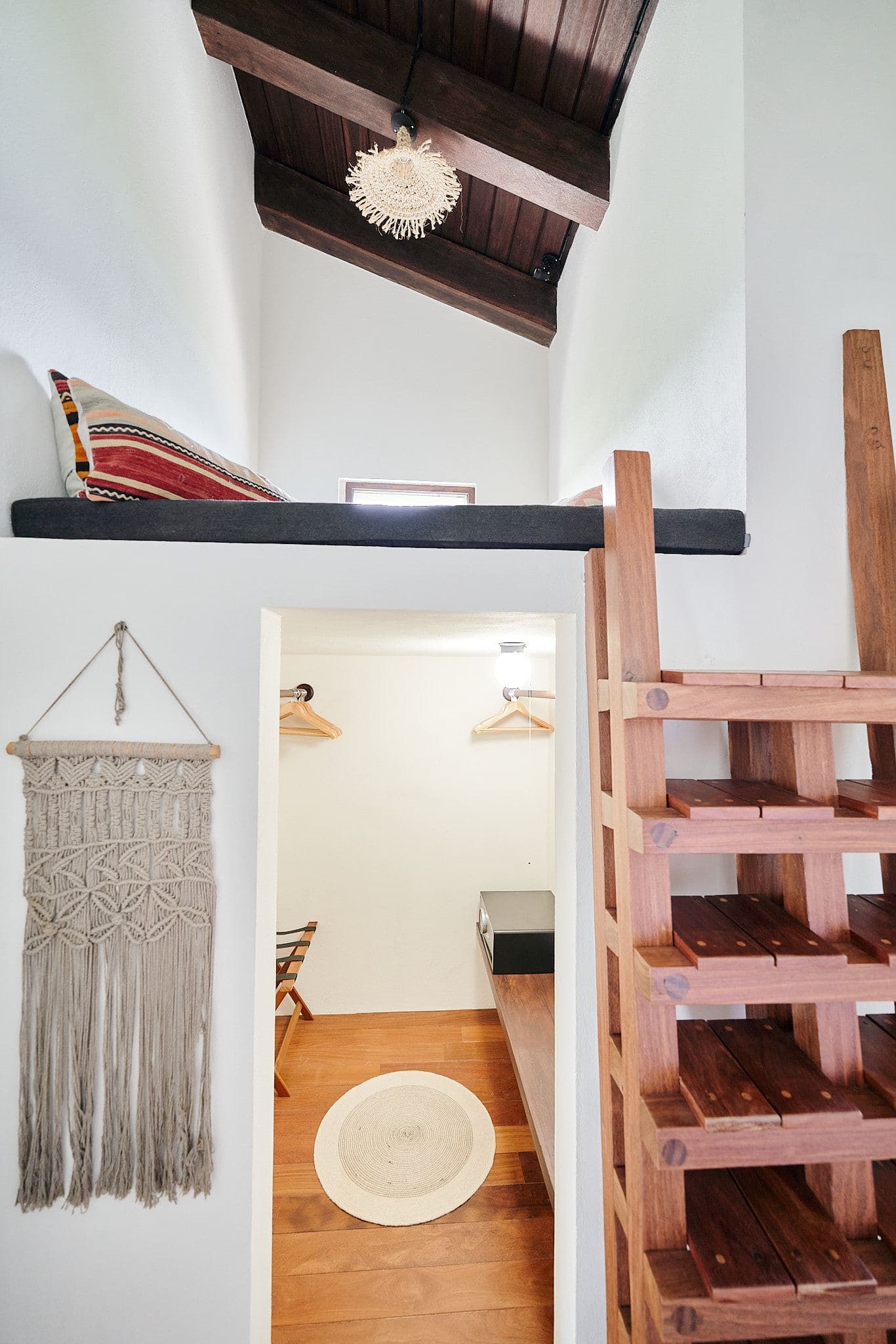 Aerial Wisdom Room — luxury villa photo 3