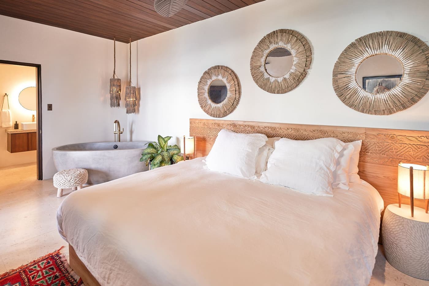 Aerial Gratitude Room — luxury villa photo 1