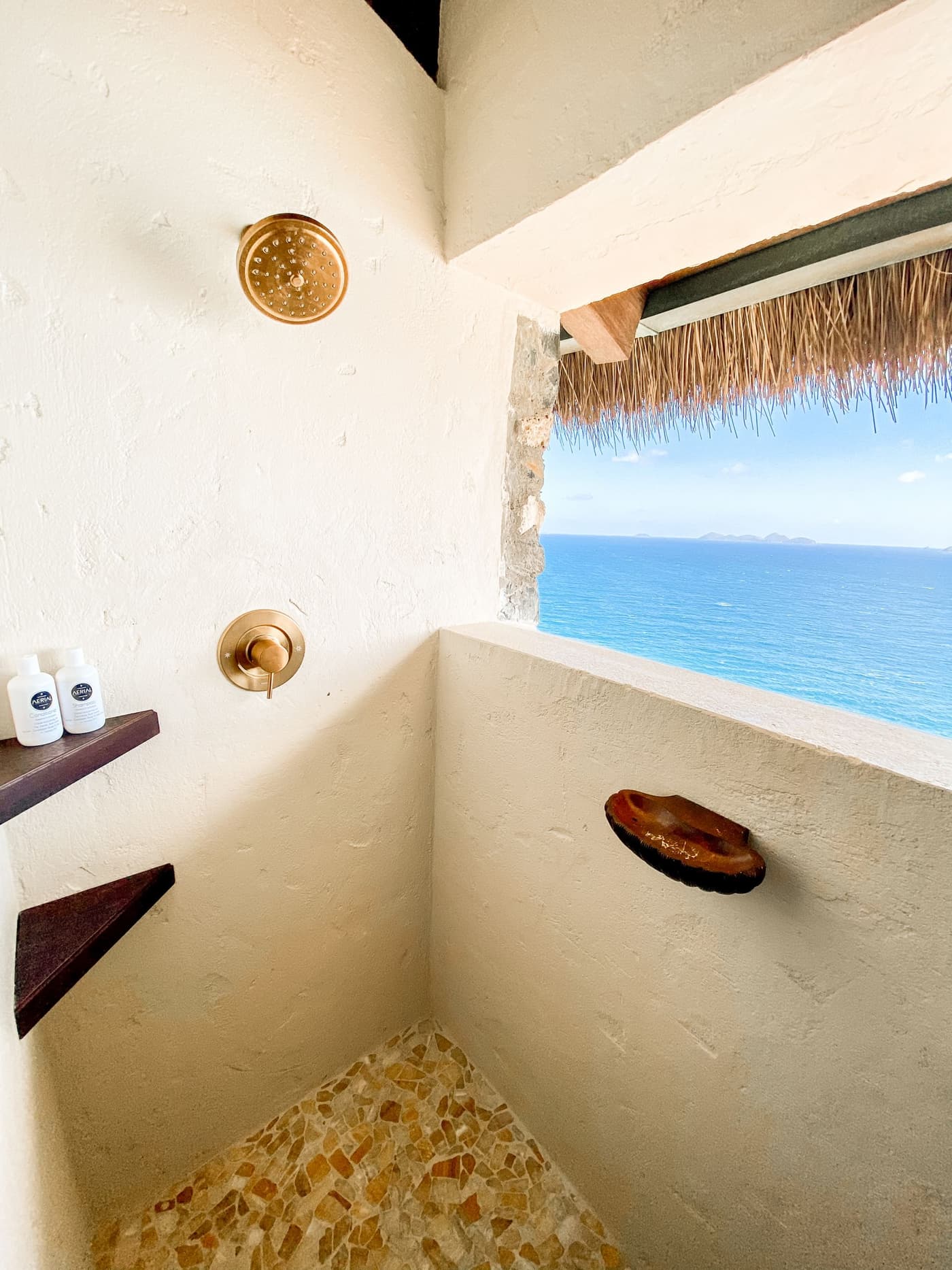 Aerial Clarity Room — luxury villa photo 3