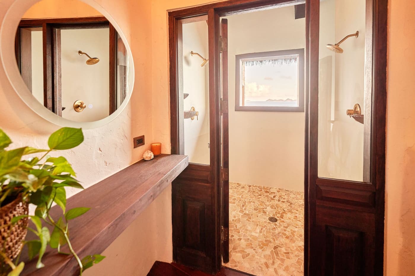 Aerial Hope Room — luxury villa photo 2