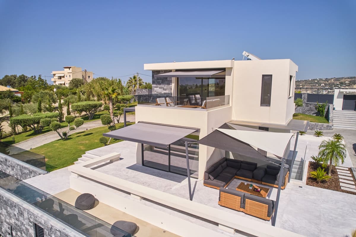 Yolies Estate — luxury villa photo 69