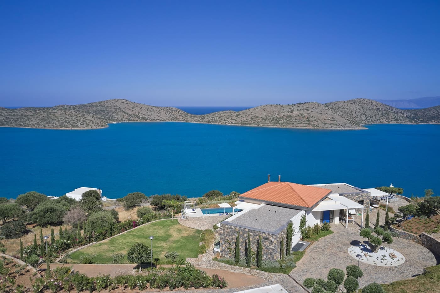 Elounda Olivia Luxury Villa — luxury villa photo 2