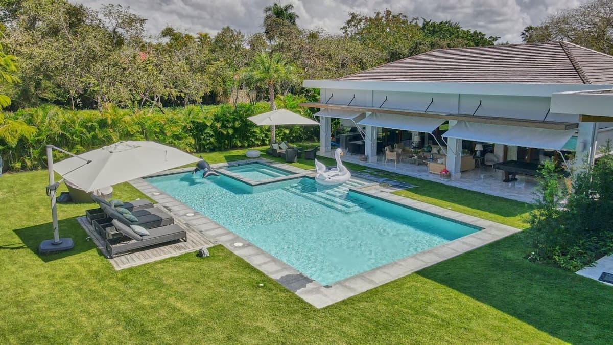 Villa Pradera — luxury villa photo 1