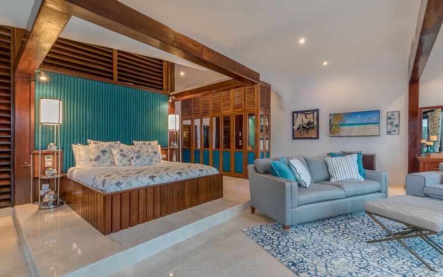 The Main House Hartman Bay — luxury villa photo 3