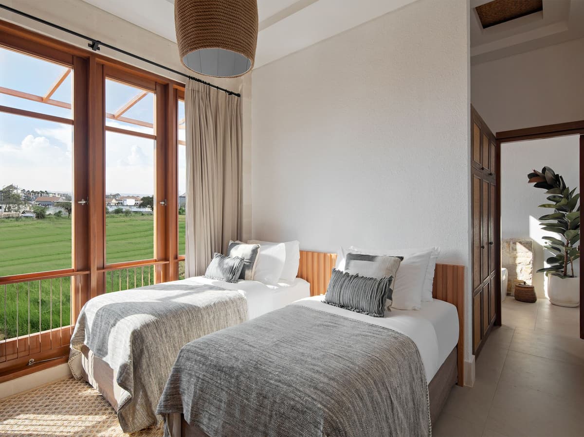 Villa Dhanika — luxury villa photo 3