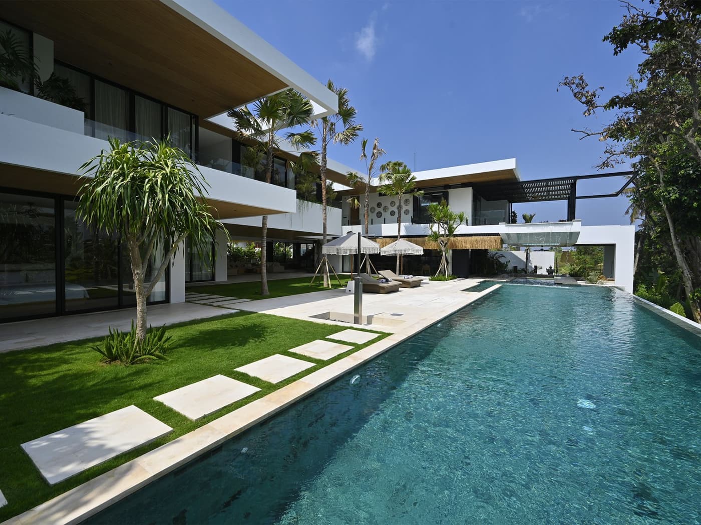 Villa Nica — luxury villa photo 2