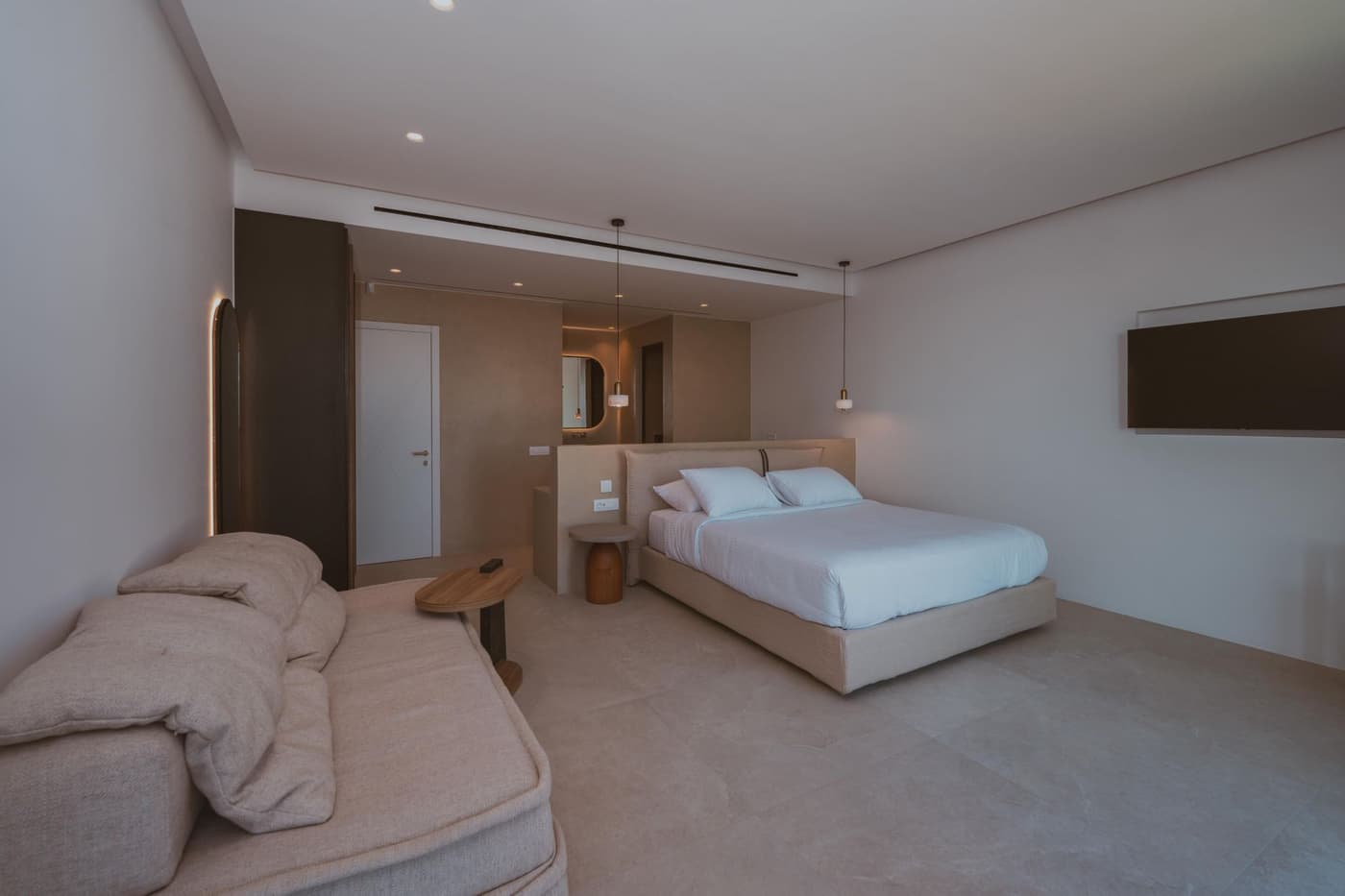 Splendid Waterfront Villa 2 — luxury villa photo 1