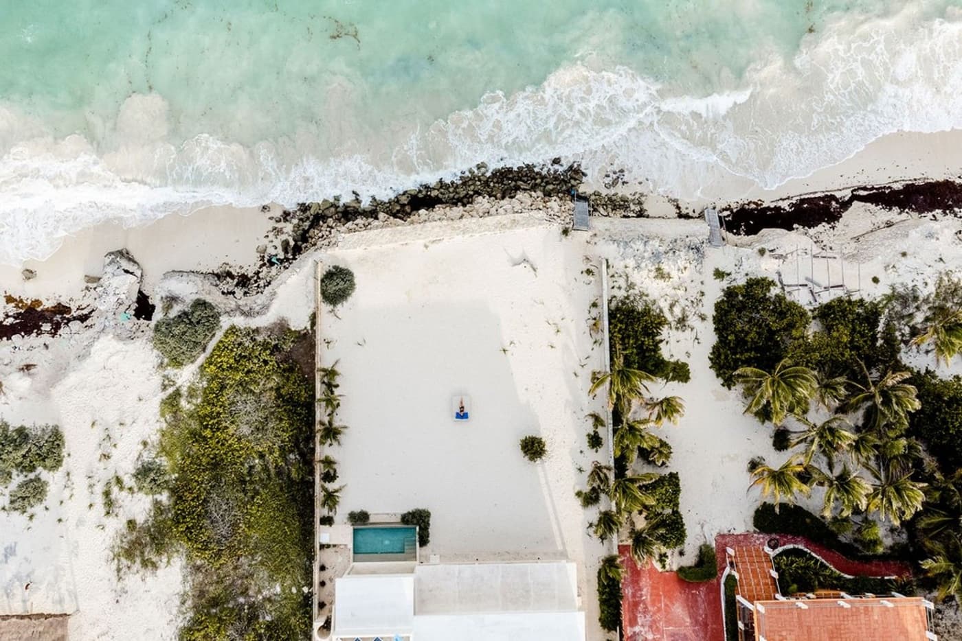 Blanca Beach House — luxury villa photo 34