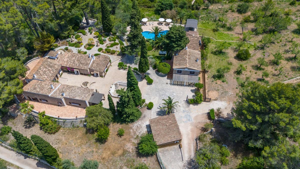Finca Especial El Pino Esporles — luxury villa photo 1