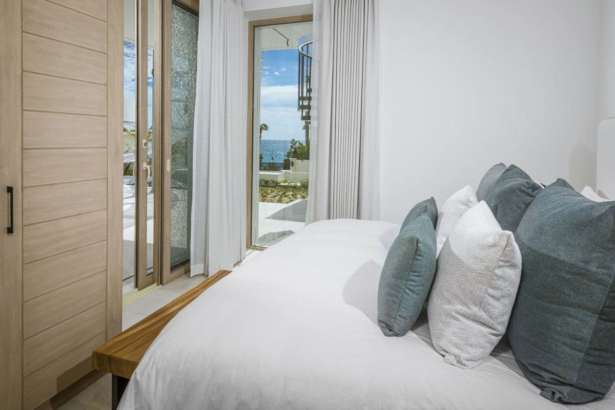 Casa Aqua Blanca — luxury villa photo 40