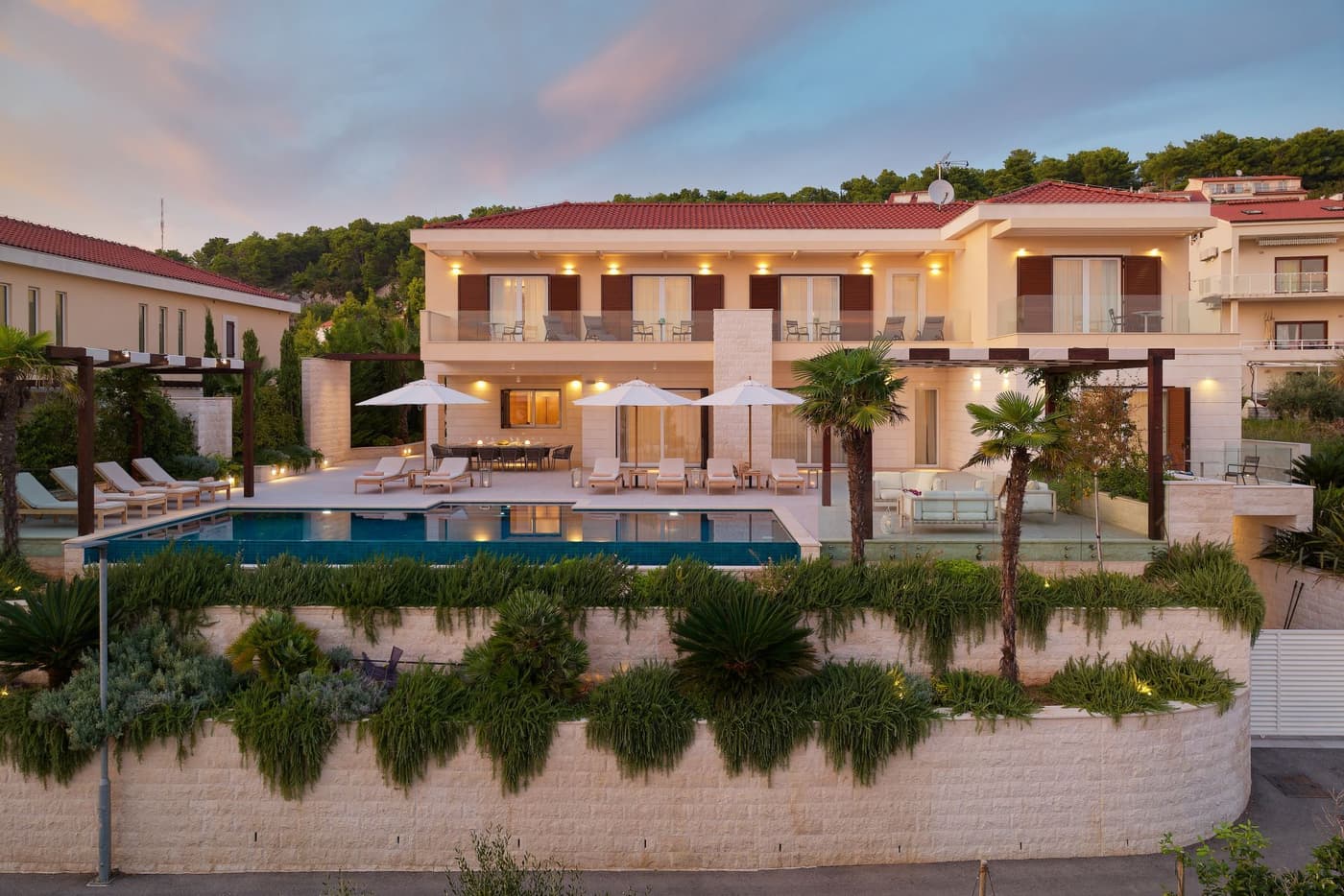 Villa Azzuro — luxury villa photo 1