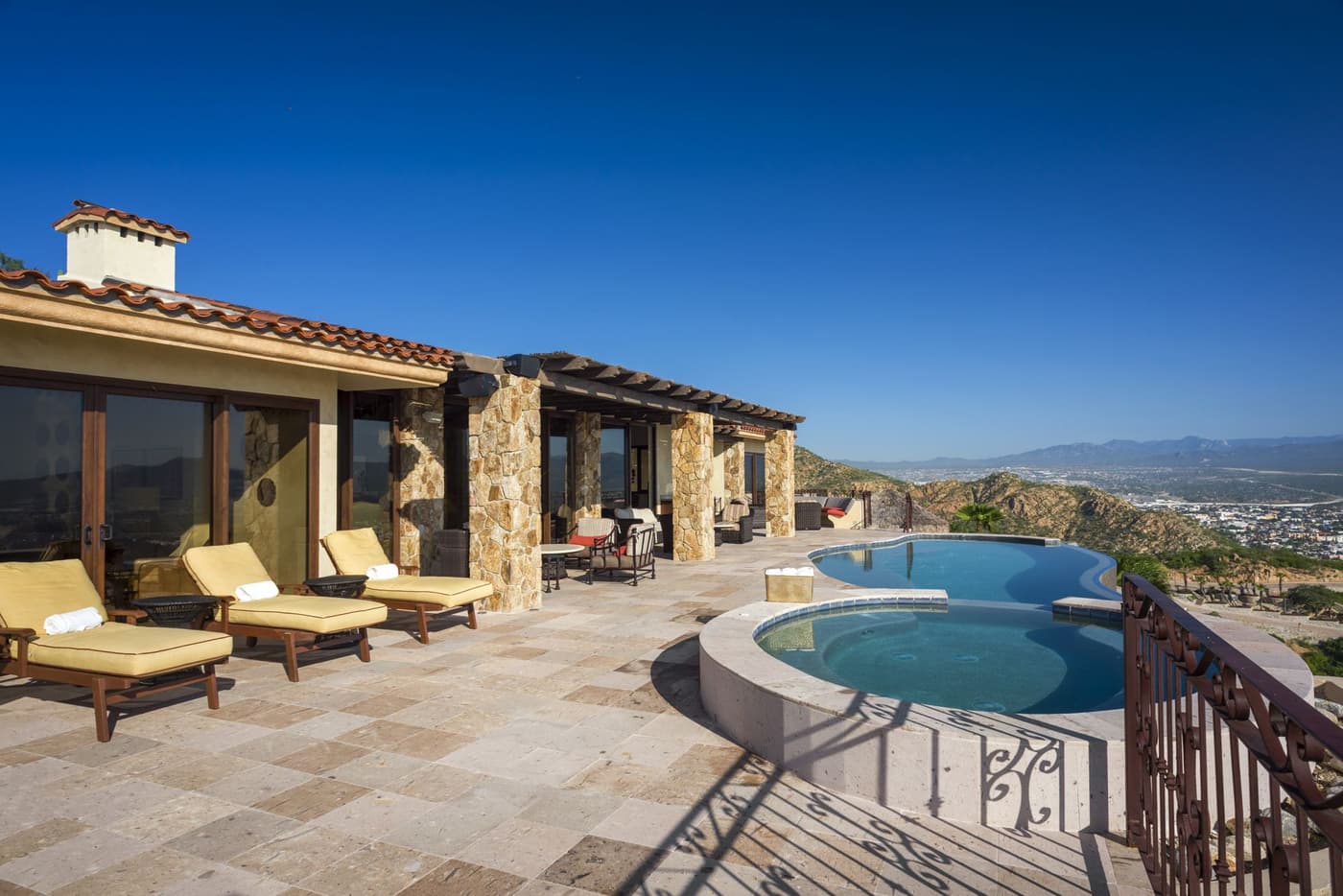 Casa Cielo at Pedregal — luxury villa photo 2