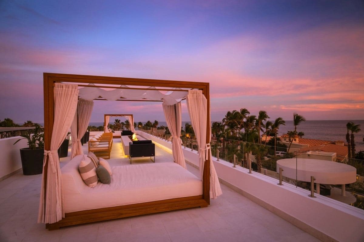 Casa Aqua Blanca — luxury villa photo 3