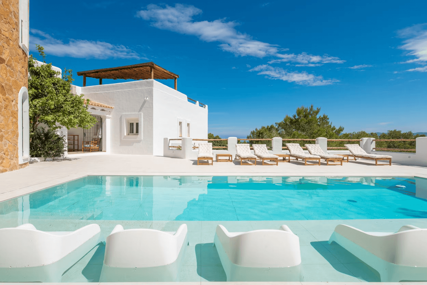 Casa Camila — luxury villa photo 2