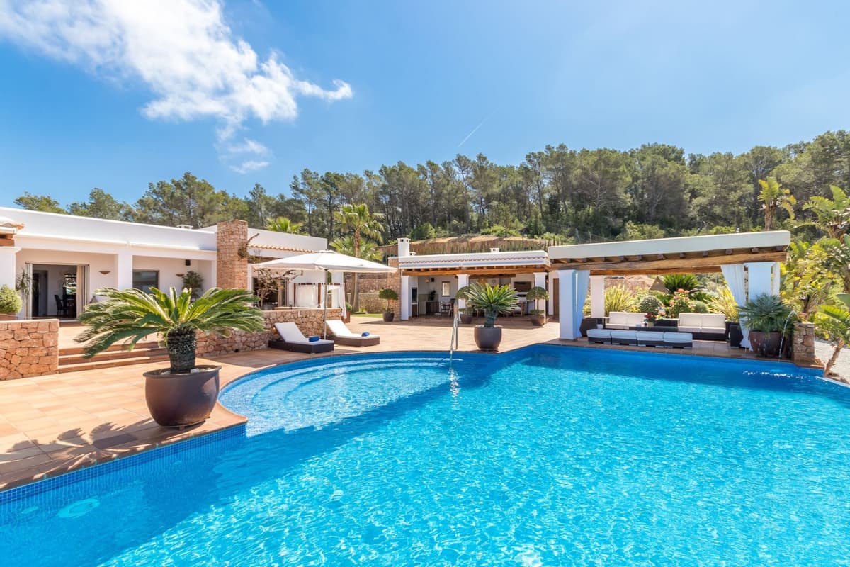 Can Tierra — luxury villa photo 3