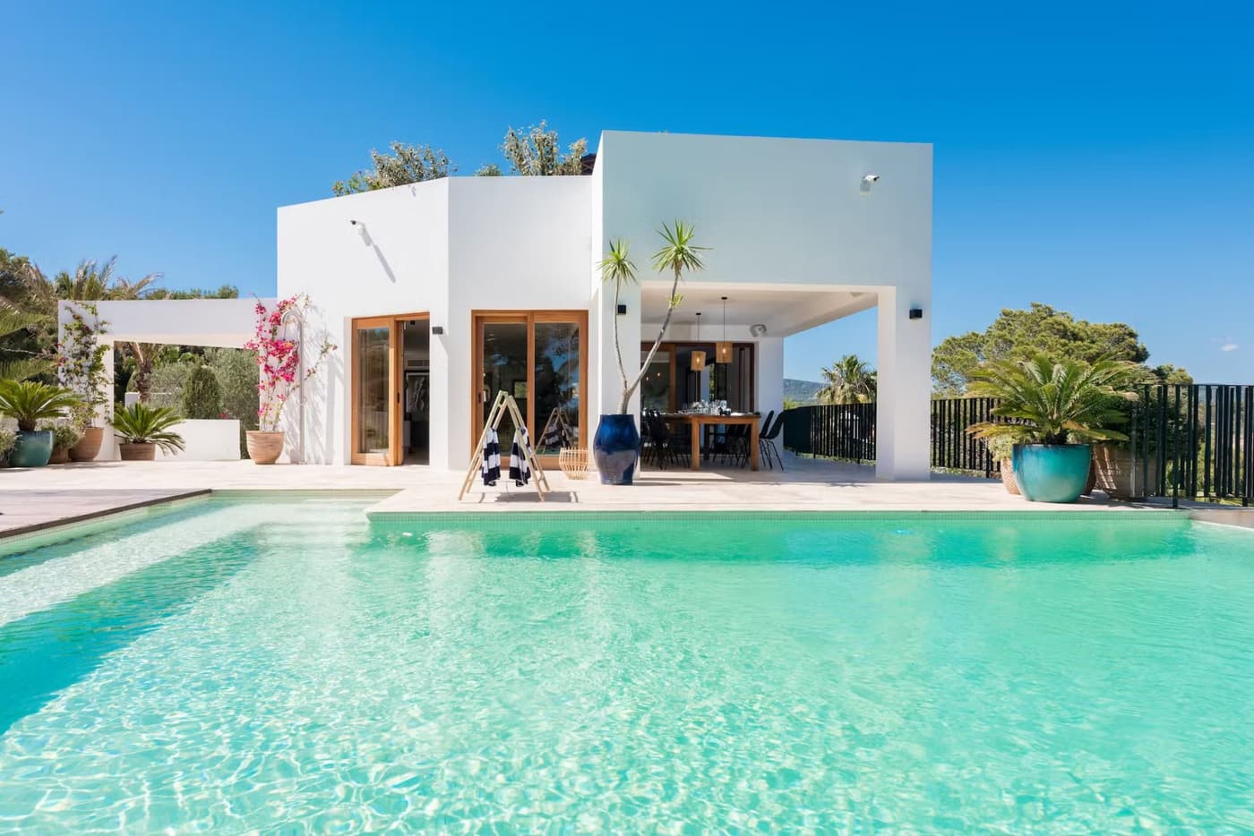 Casa Ariana Porroig — luxury villa photo 1
