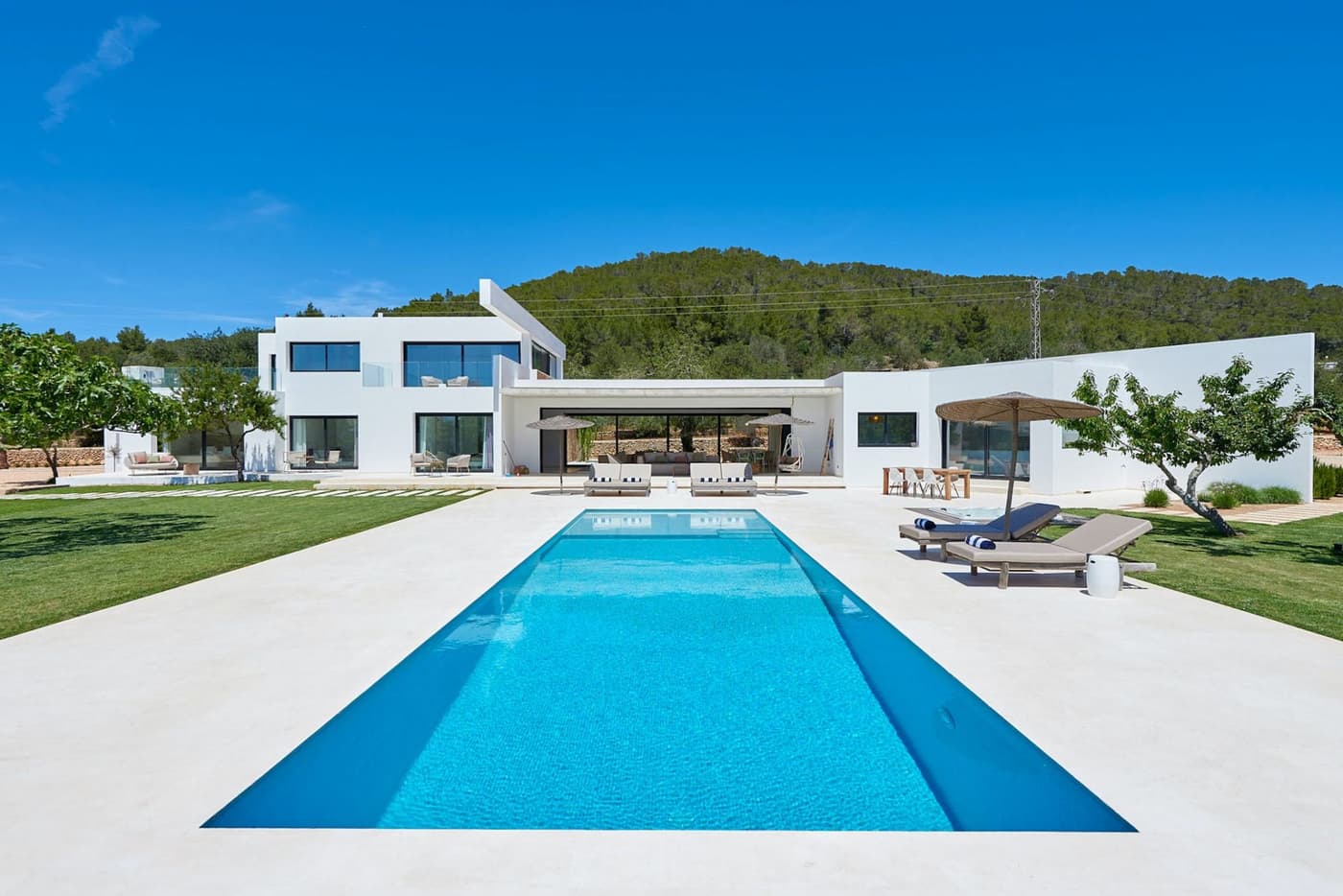 Can Pegaso Grande — luxury villa photo 2